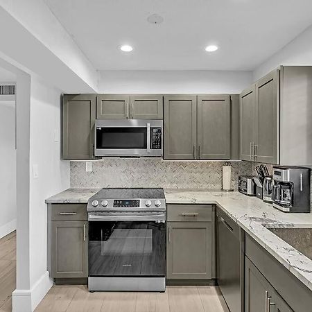סאני איילס ביץ' One Bedroom Steps Away From The Beach! מראה חיצוני תמונה
